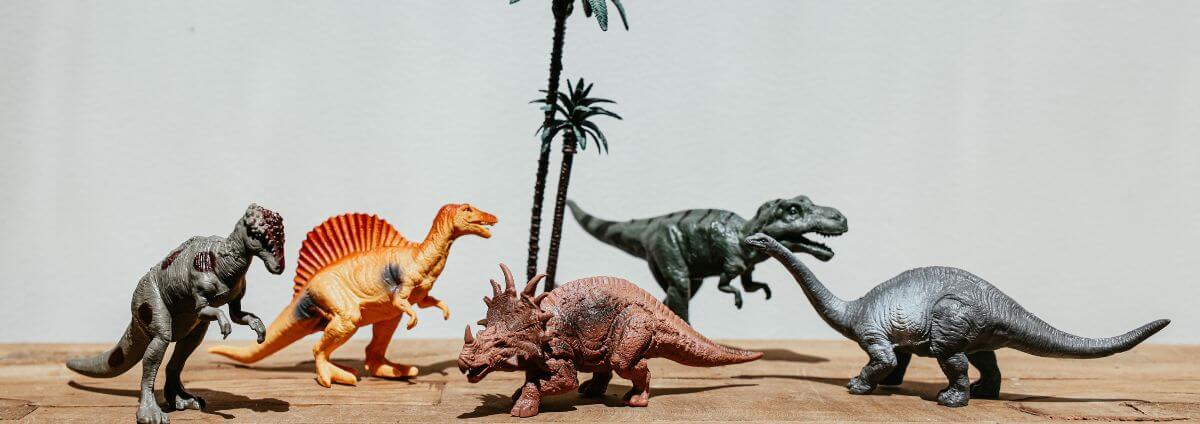 Dinosaurier Spielfiguren sind eine schöne Idee für Adventskalender.
