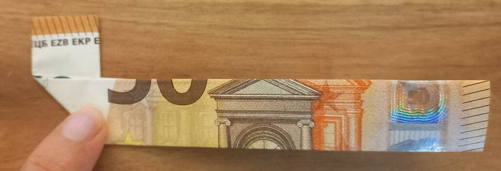 Gefalteter 50 Euro Schein
